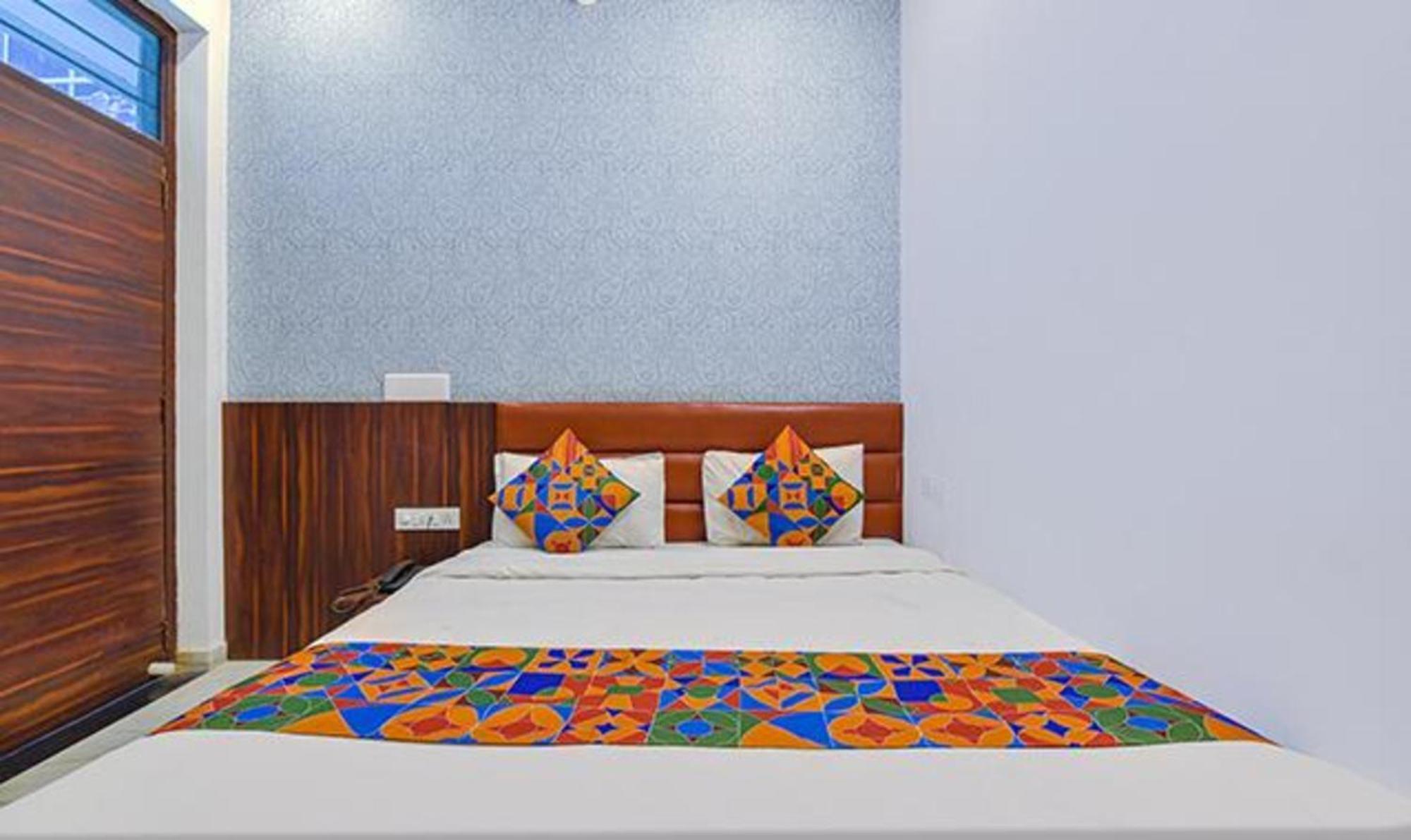 Fabhotel Ranbanka ウダイプル エクステリア 写真